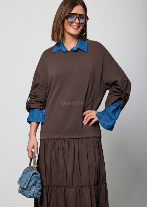 Brązowa, luźna sukienka maxi o warstwowym kroju z długim rękawem