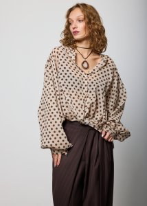 Bluzka Selene Calm Beżowa w Kropki 