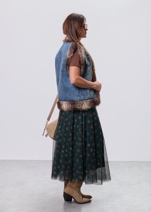 Zielona damska spódnica midi z tiulu, półtransparentna, w beżowe grochy, z elastycznym pasem i luźnym, zwiewnym krojem