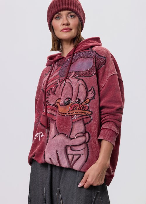 Bordowa bluza damska oversize z kapturem i dużą cekinową grafiką, swobodny fason w miejskiej stylizacji.