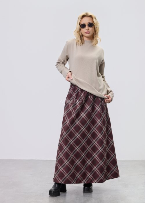 Beżowa bluzka damska Essential Long z długim rękawem, prosty uniwersalny fason, elastyczny materiał, styl basic i casual.