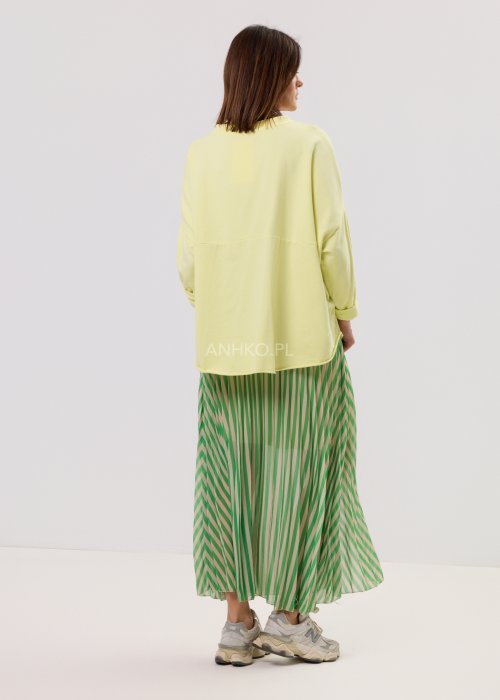 Damska jasnożółta bluza oversize z długim rękawem i okrągłym dekoltem – luźny fason, widok z tyłu.