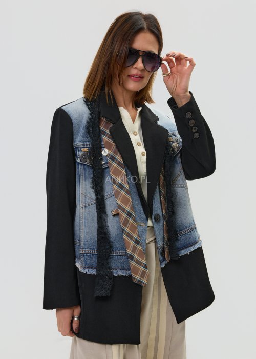 Marynarka damska czarna z jeansowymi panelami i koronkowym wykończeniem