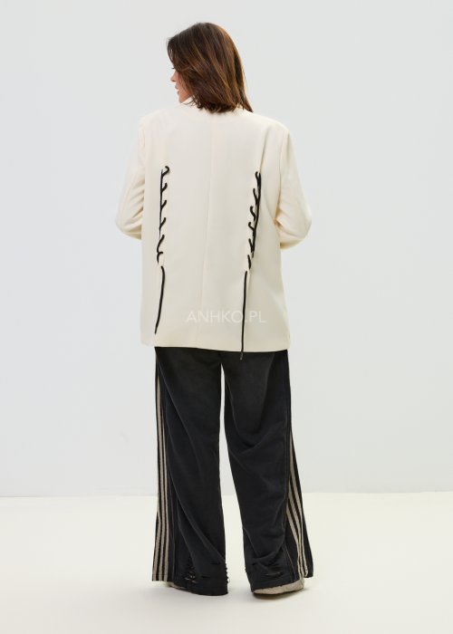 Marynarka damska ecru oversize z ozdobnym sznurowaniem