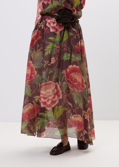 Długa spódnica damska w kwiatowy wzór z paskiem i ozdobnym kwiatem