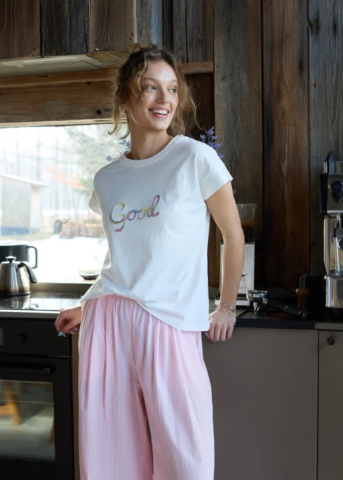 Bluzka Rainbow Tee Good Biała 