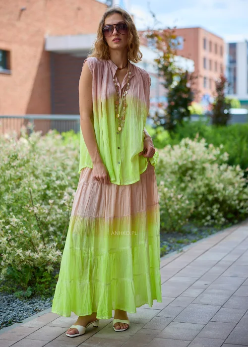 Zwiewny komplet damski ombre z koszulą bez rękawów i spódnicą maxi w odcieniach pudrowego różu oraz neonowej limonki