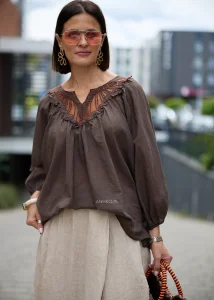 Bluzka Mireya Whisper Brązowa 