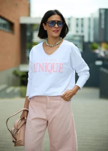 Bluzka Script Longsleeve Biała 