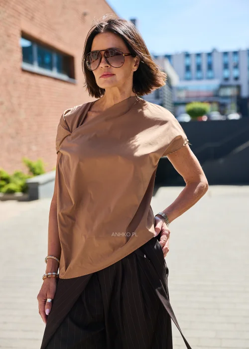 Bluzka Sofina Kamelowa