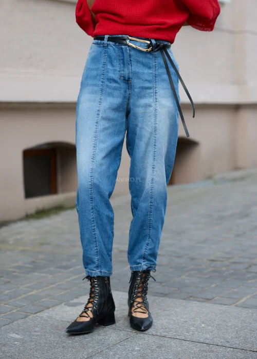 Czarny pasek damski Maison z wąskim paskiem i owalną złotą klamrą. Elegancki model z regulacją bez klasycznych dziurek.