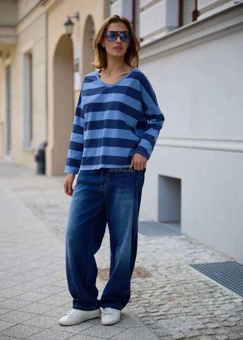 Denimowe jeansy damskie Varello w ciemnoniebieskim kolorze, szeroki fason wide leg z wysokim stanem i klasycznymi kieszeniami.