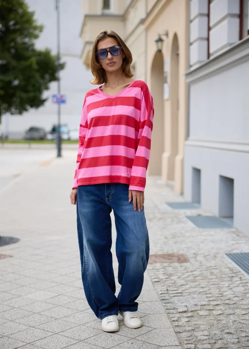 Denimowe jeansy damskie Varello w ciemnoniebieskim kolorze, szeroki fason wide leg z wysokim stanem i klasycznymi kieszeniami.