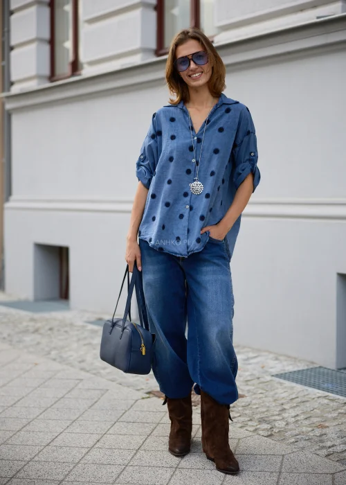 Denimowe jeansy damskie Varello w ciemnoniebieskim kolorze, szeroki fason wide leg z wysokim stanem i klasycznymi kieszeniami.