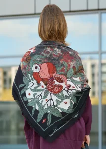 Chusta Grenadia Bloom Czarna